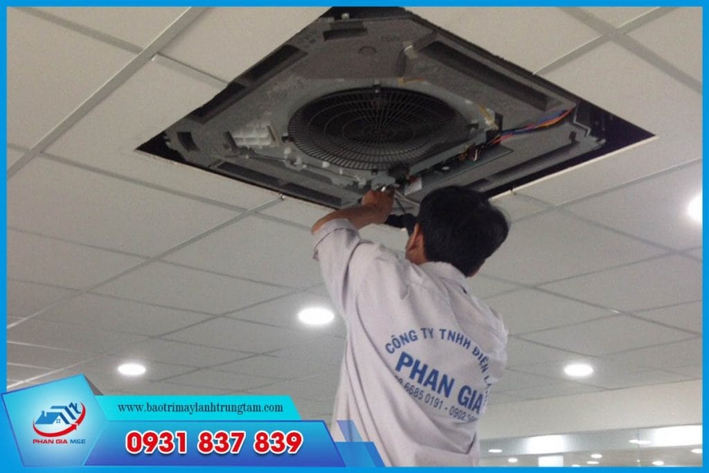 Tại sao nên sử dụng dịch vụ vệ sinh máy lạnh trọn gói tại nhà?
