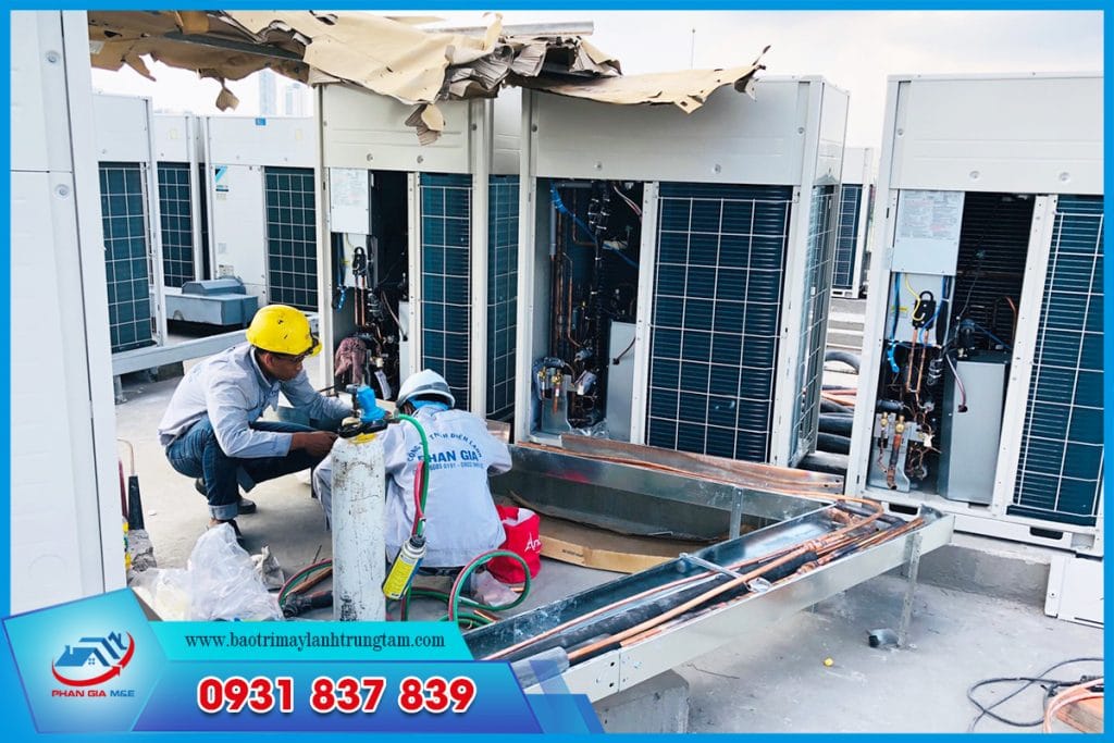 Bước 5: Lắp đặt điện
