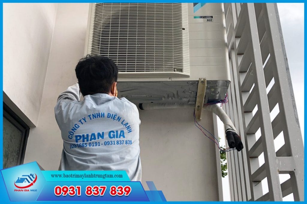 Lắp đặt dàn nóng