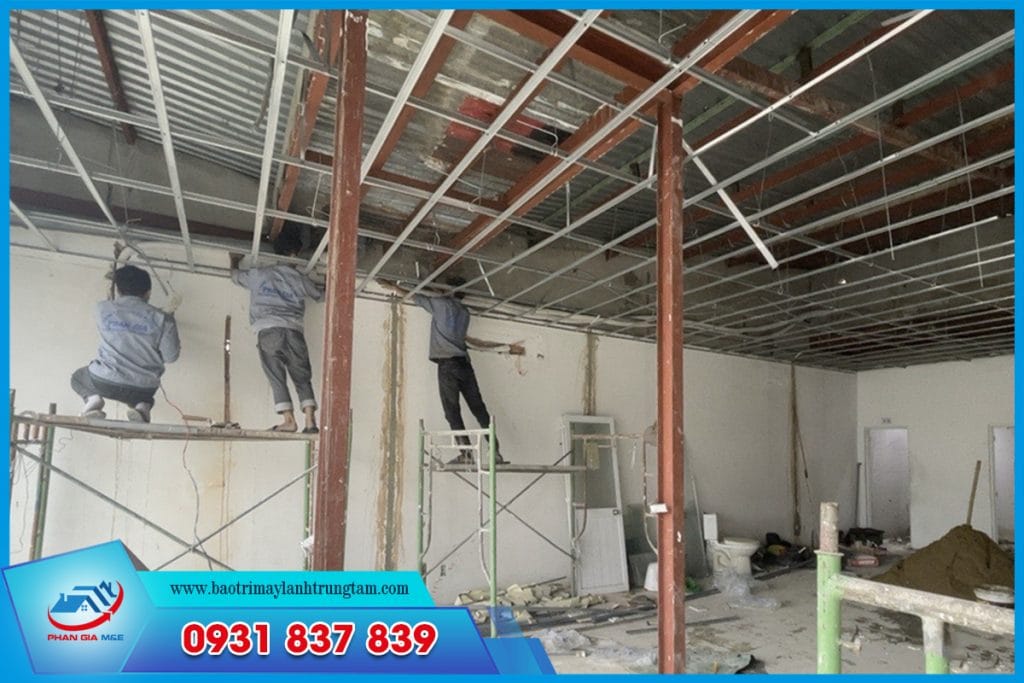 Khởi động chạy thử toàn hệ thống máy lạnh